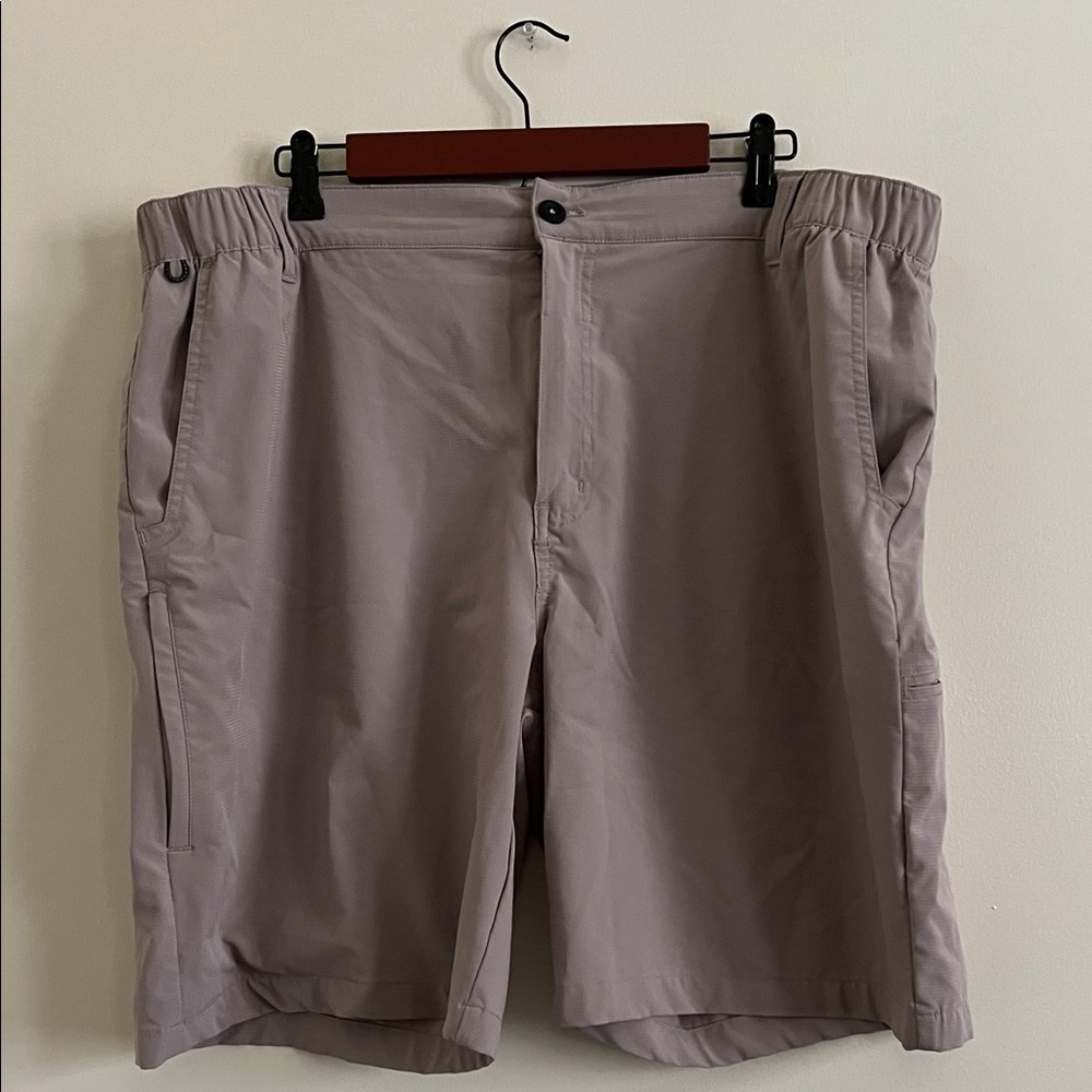 Eddie Bauer Men's Light Tan Flat Front Shorts